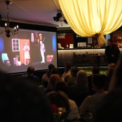 Teaterbar: Höstupptakt på Backyard